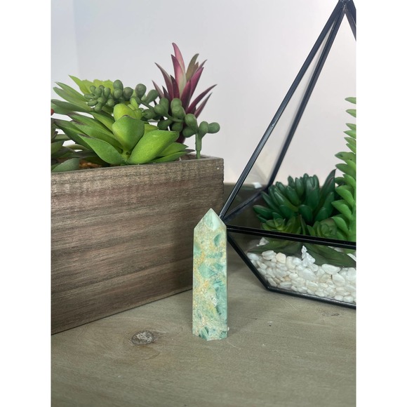 Phantom Fluorite Tower Polished Point Wand - Picture 3 of 10